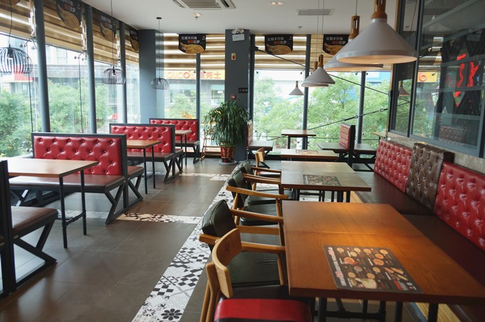 阿尔卑斯比萨牛排自助餐厅神木店,神木比萨