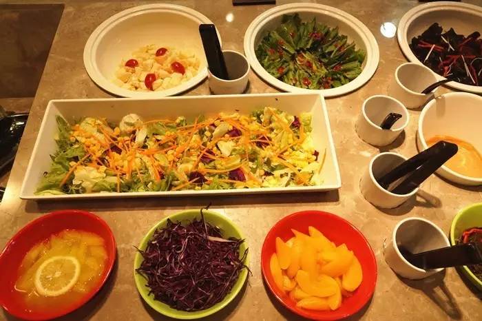 阿尔卑斯比萨牛排自助餐厅神木店,神木比萨