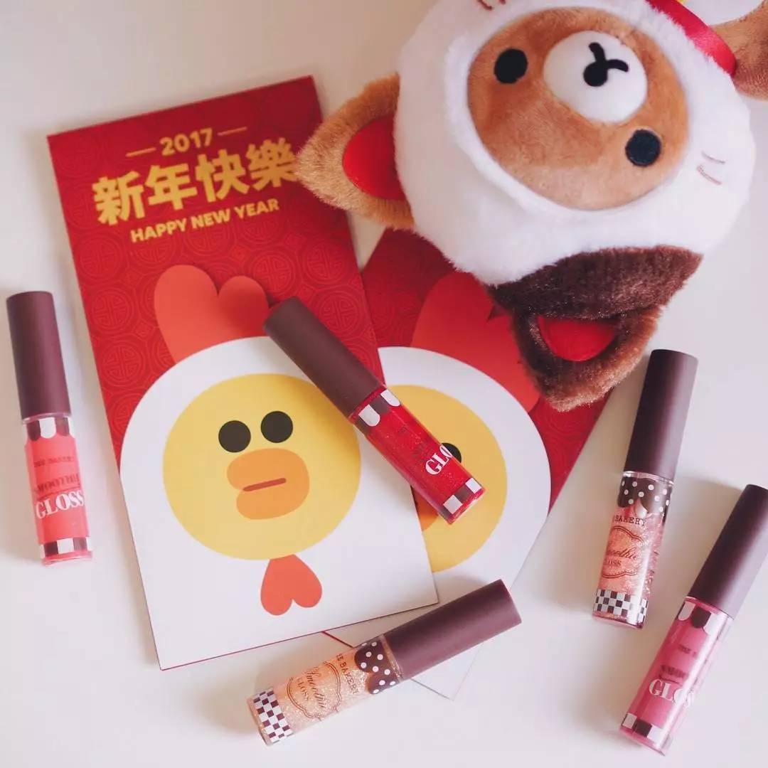 60块买好用的彩妆全套,便宜又好用的泰国妆