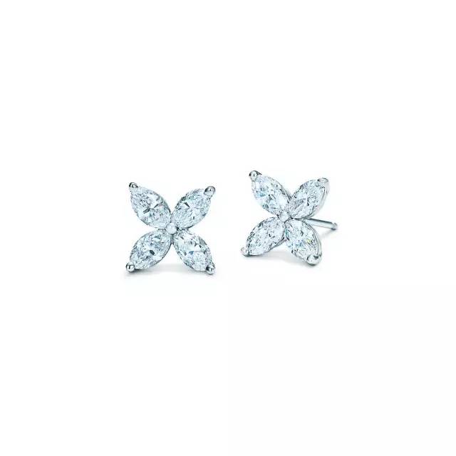 温哥华遍地美女阔太，在拼包拼鞋拼颜值的路上，如何秒杀众人？