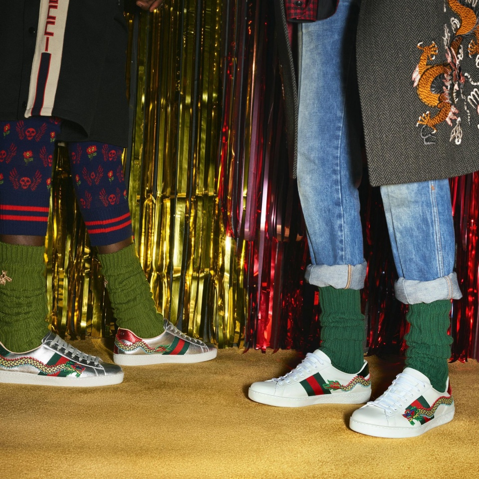 gucci2017蜜蜂鞋,gucci2017早秋刺绣女装系列