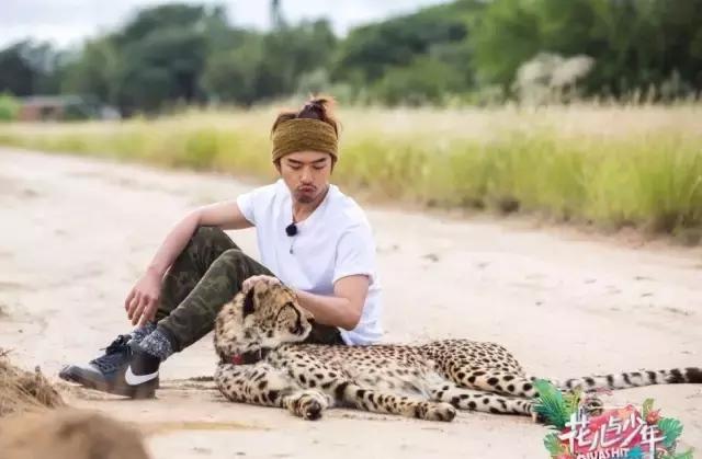 林依晨陈妍希关系,林依晨林心如私下关系