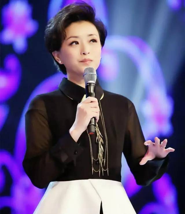 LifeAsBarbie|杨澜我们可以成为更优秀的人