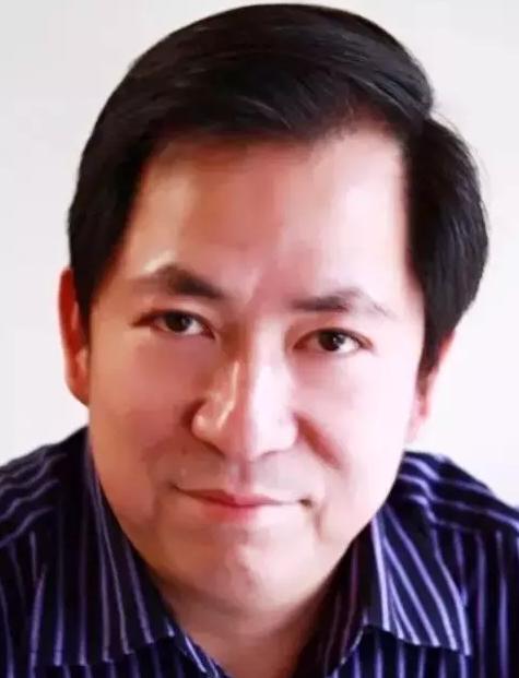 阎王嫌他的口哨过于吵闹，就把他赶回人间来了