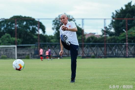 李伯清评书超长120分钟视频完整版,李伯清足球队