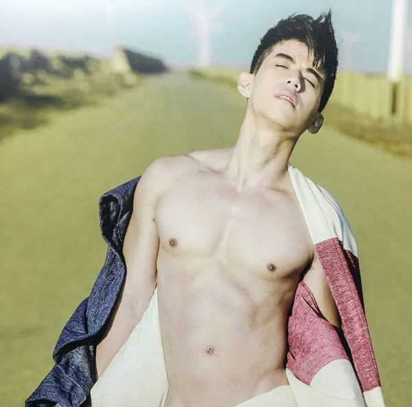 有男孩向女儿表白怎么办,被小几岁男孩表白了怎么办