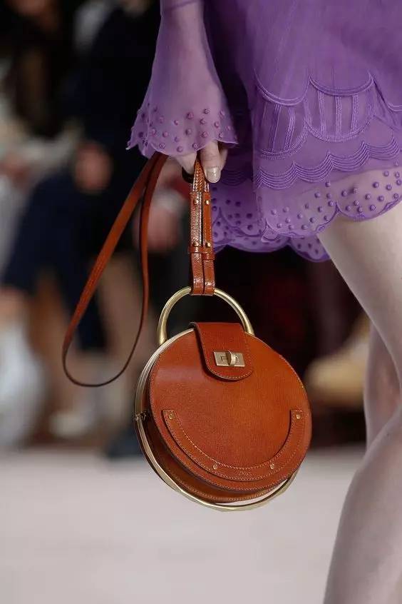 宋茜衣品图片,宋茜穿牛仔衣和牛仔裤