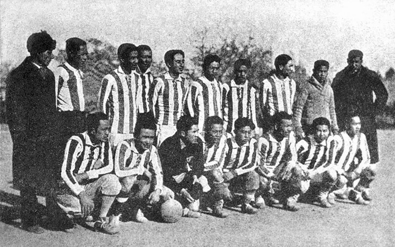 中国男足一落千丈,中国男足何时能问鼎世界之峰