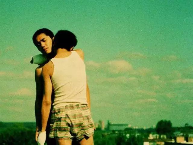 推荐几部非常好看的港片,给大家推荐几部经典港片