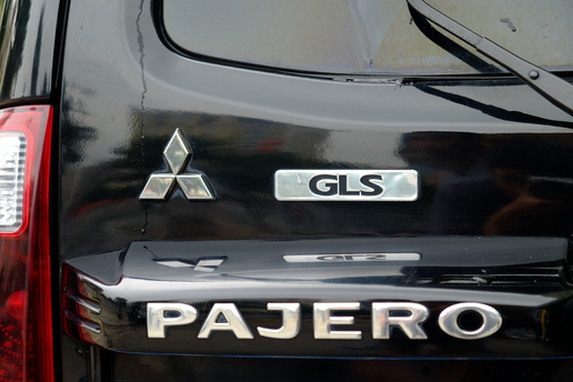 一代经典三菱帕杰罗,三菱帕杰罗的传奇一生