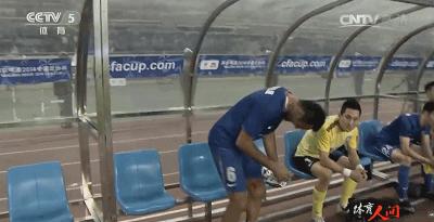 韩鹏周海滨观战,韩鹏致敬博尔特