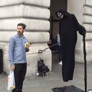 少年,这样你都能站起来啊