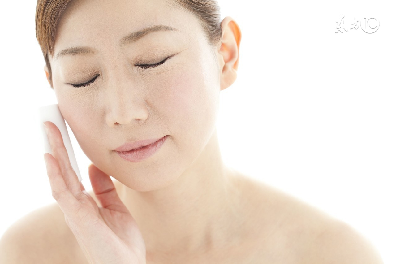 怎么预防法令纹泪沟,怎样预防衰老和法令纹