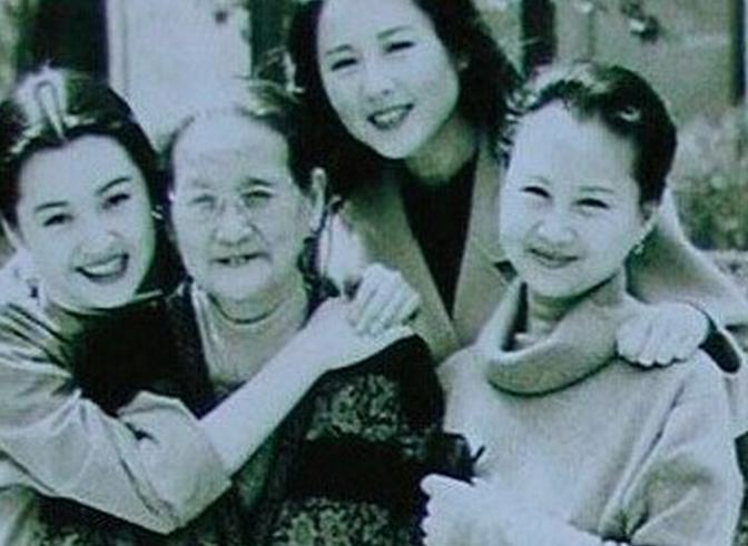 胡歌最好的女人是谁,胡歌最欣赏的女演员