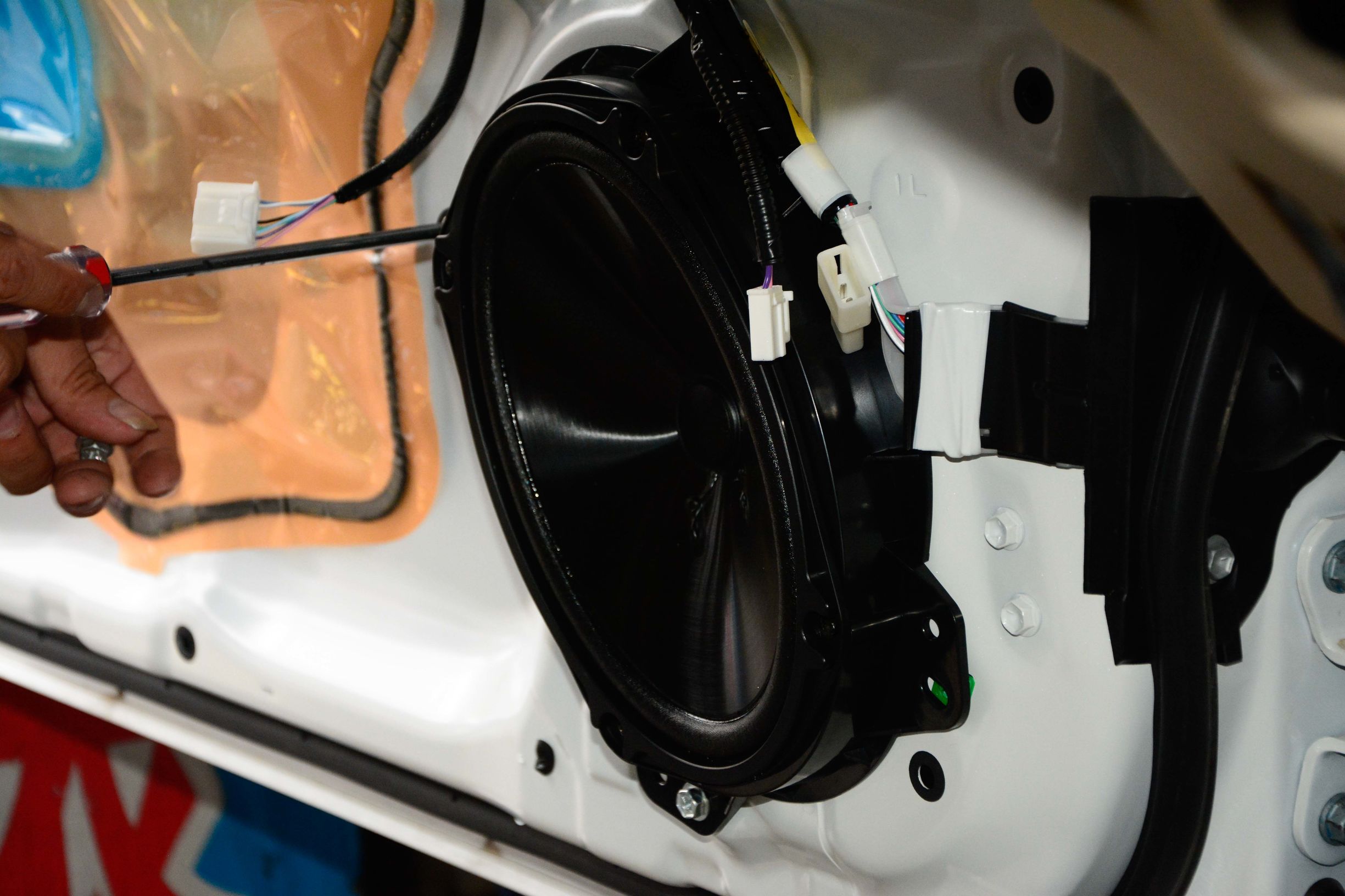 阿尔派360全景一体机普拉多,阿尔派普拉多专用音响