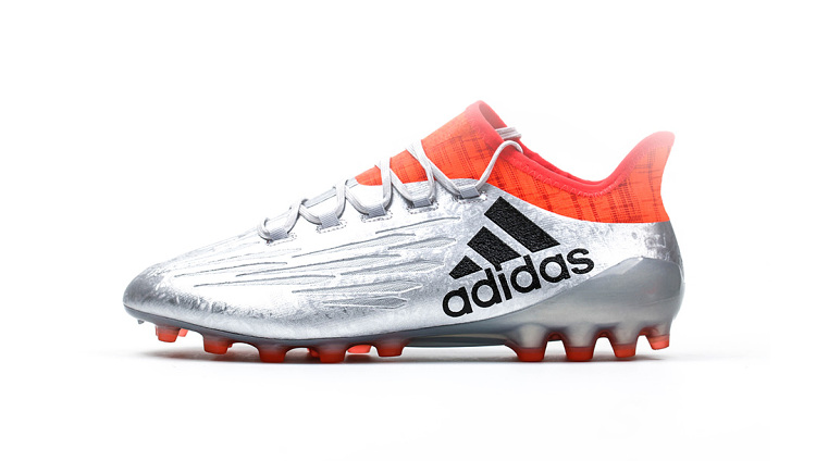 足球鞋子科普,足球鞋知识科普之如何挑选足球鞋