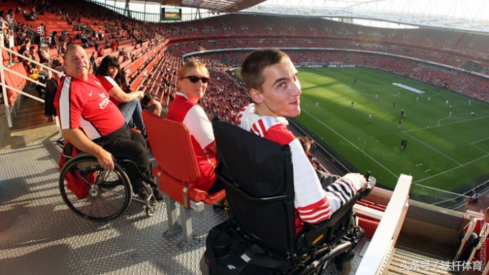 酋长球场沉浸式,酋长球场现场