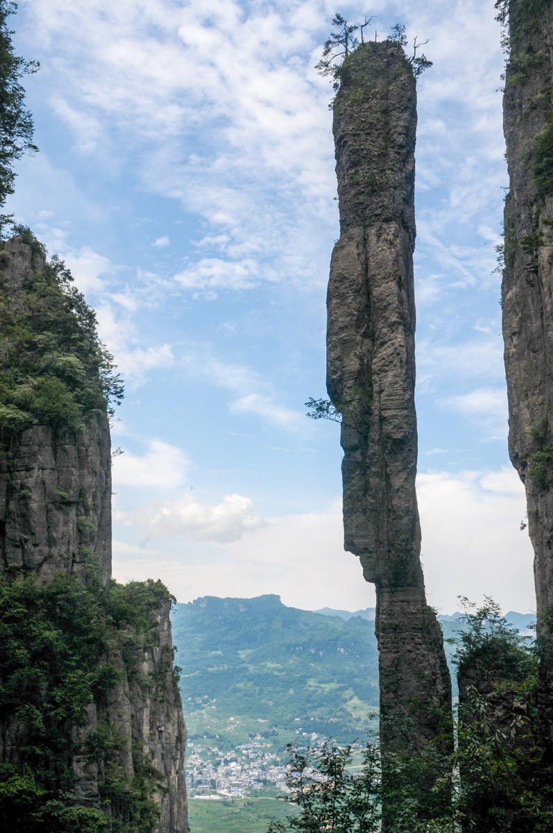 恩施大峡谷落石砸死游客,恩施大峡谷落石砸人