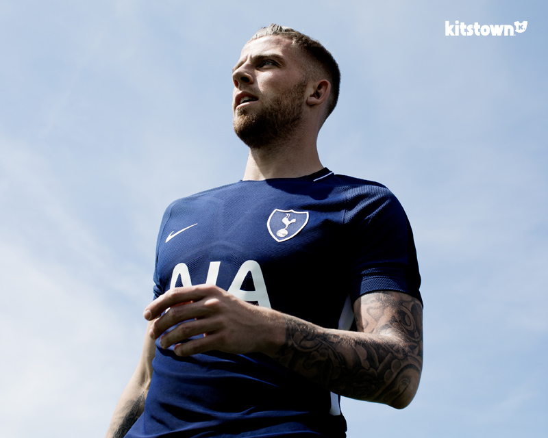 哪支球队是你的最爱,下赛季英超各队球衣