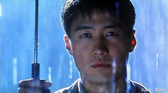 黎明扮演的香港保安科高级警察,黎明初登荧幕