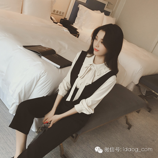 用韩版衣衣演绎端庄优雅女人味 稳扎稳打做名媛