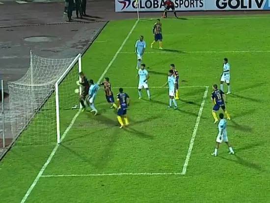 足球联赛第一是西甲还是英超,英超和西甲联赛哪个厉害