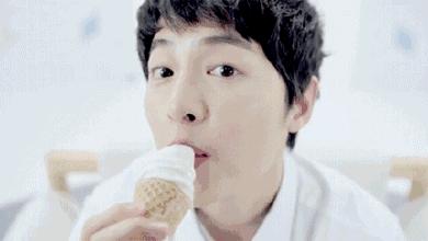 宋仲基与宋慧乔甜蜜,宋仲基与宋慧乔恋爱过程