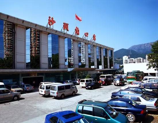 深圳免税店一般在哪里,深圳免税店与香港免税店有区别吗