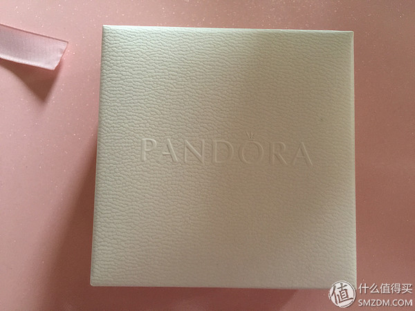 pandora镂空心形粉色串饰,pandora首饰是纯银