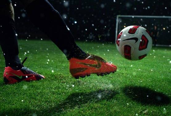 从资本角度看中国足球,一切向钱看歌曲视频