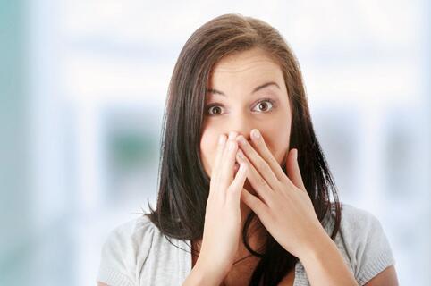 口臭暗示六种疾病的四种征兆,口臭是大病的前兆