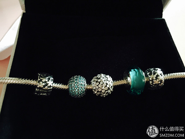 pandora镂空心形粉色串饰,pandora首饰是纯银