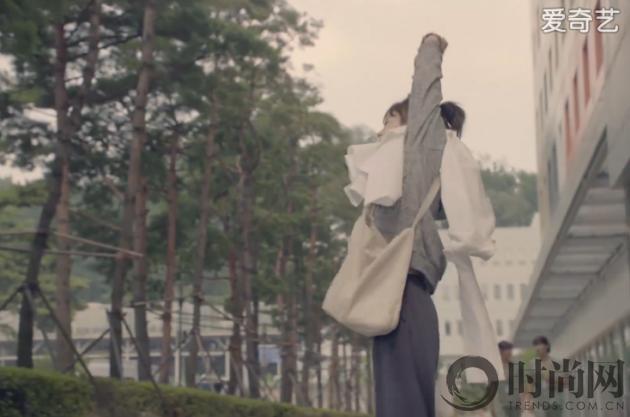 太阳的后裔宋慧乔逆光,宋慧乔同款太阳的后裔蓝色小西装