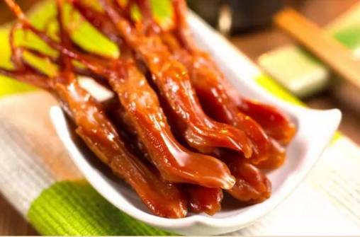 办公室必备的小零食攻略 (办公室零食10大必买攻略)