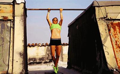 能完成十次单手俯卧撑,能做100个俯卧撑为什么单杠拉不动