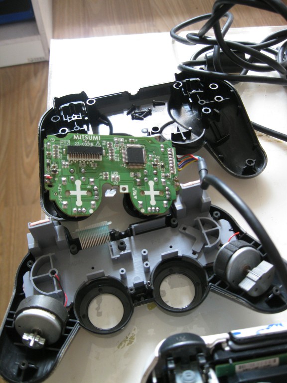 胡撕乱拆系列——索尼*法大**SONYPS4手柄拆机及真-摇杆更换