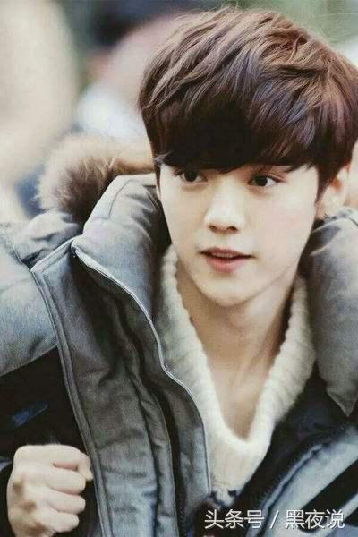 鹿晗父母身份揭秘,鹿晗的父母是海军还是什么军人