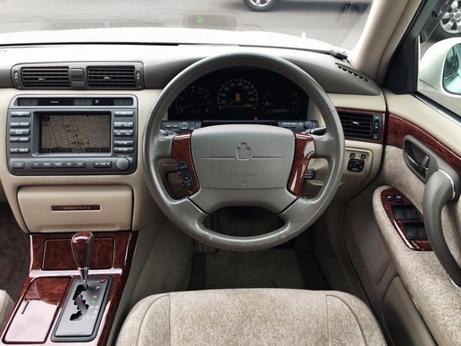 majesta皇冠进口,第九代丰田皇冠majesta多大尺寸