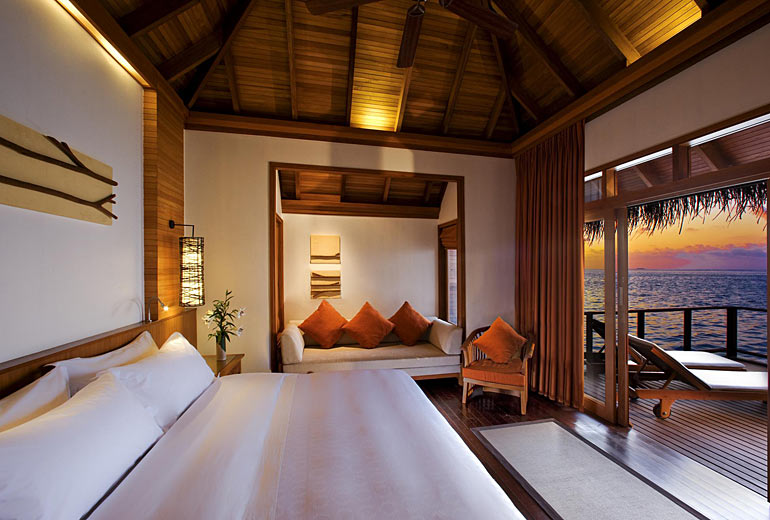 马尔代夫满月岛视频,马尔代夫满月岛优缺点