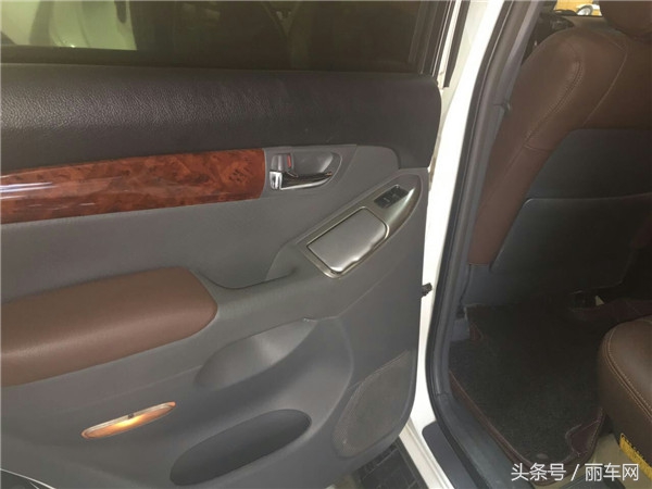 丰田霸道音响改装大概多少钱,顶配丰田霸道音响无损改装