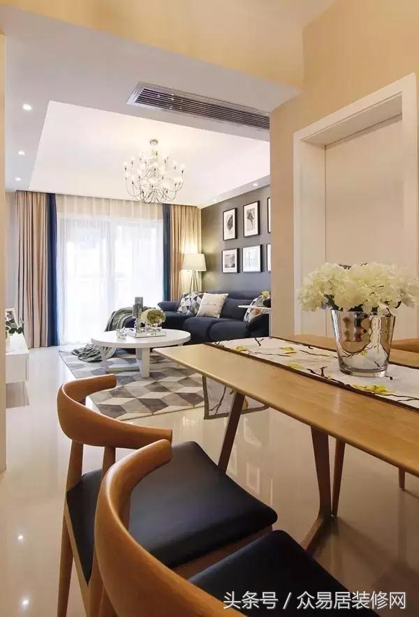 卧室从卫生间进入好吗,卧室从客厅进还是单独进