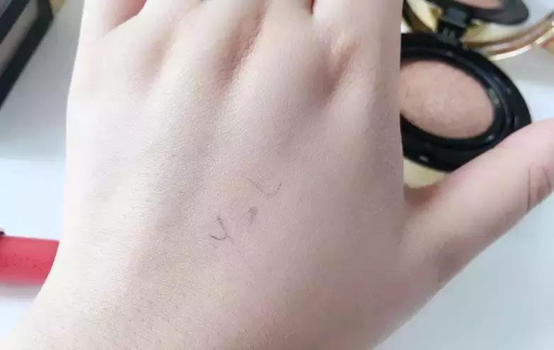 气垫推荐公认好用第一名ysl,平民气垫推荐堪比ysl