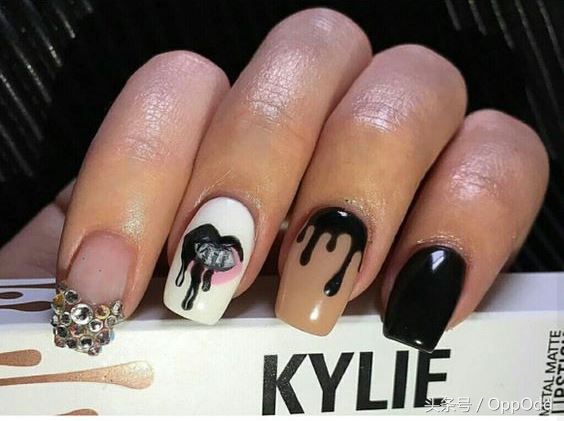 适合夏季的最新款美甲,超好看的夏季美甲