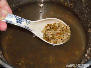 三伏天能吃冰的绿豆汤的正确做法,三伏天绿豆汤祛湿排寒的图片
