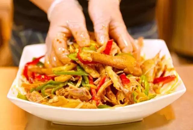 这是一条凶残的推送！8家“食肉兽”必吃的店！一口入魂···