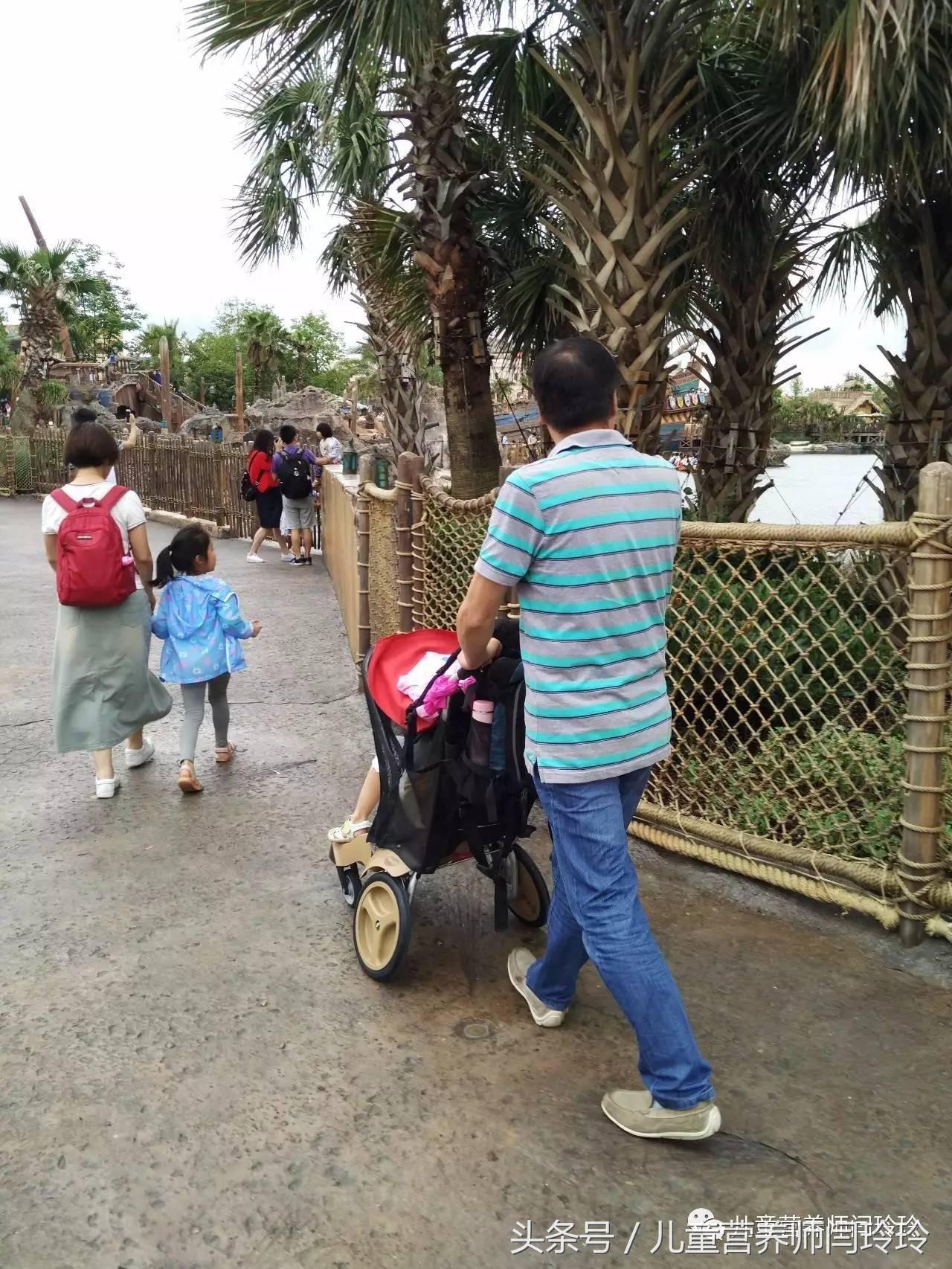 下雨天去迪士尼玩有影响吗,下雨天的迪士尼巡游