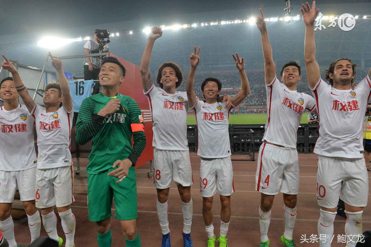 权健亚冠8强,权健击败上港