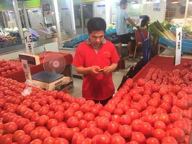 石家庄市区内最大的菜市场,石家庄网红菜市场