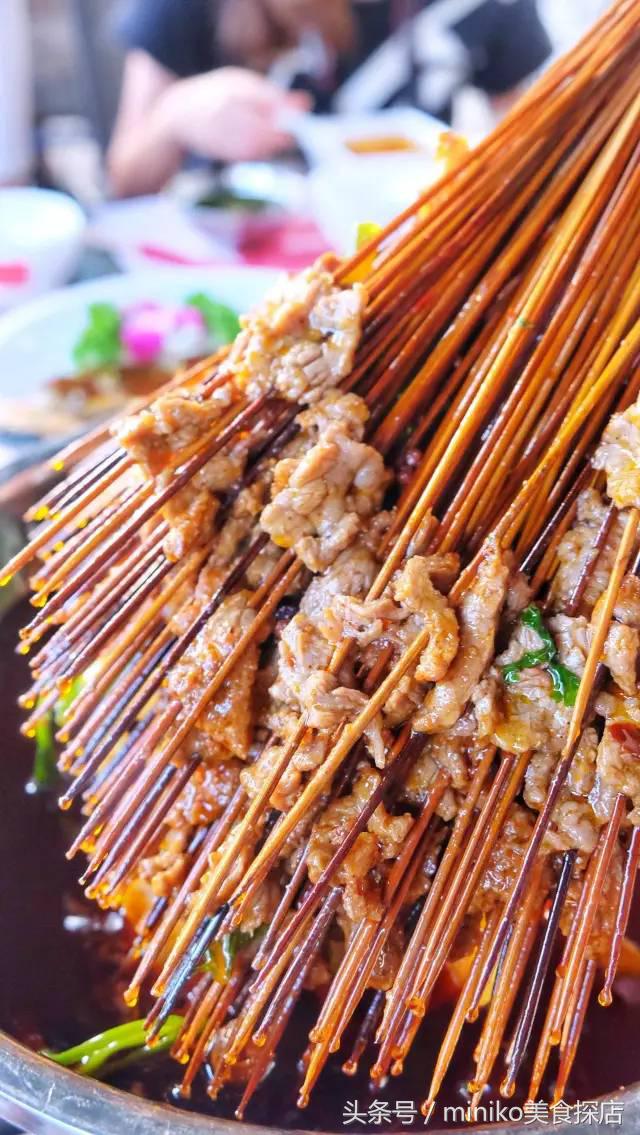 到成都必点的夜宵,一起去成都必打卡的地道馆子