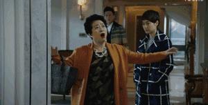 烈焰红唇薛珍珠,烈焰红唇女士